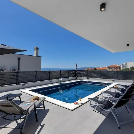 Adria Apartment *