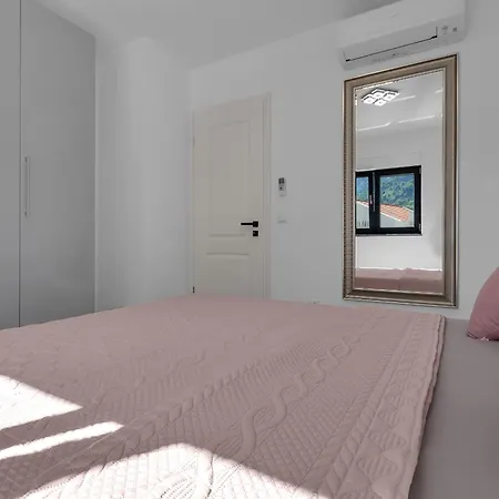 Adria Apartamento Makarska