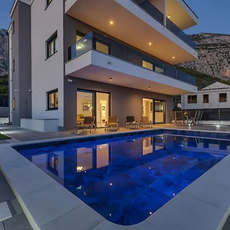 Apartment Adria *