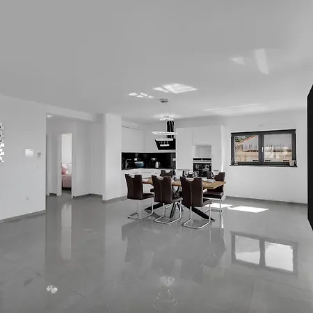 Adria Apartamento