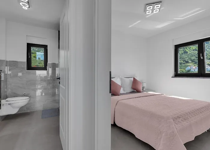 Adria Apartment *