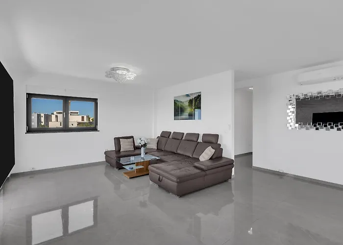 Apartment Adria *